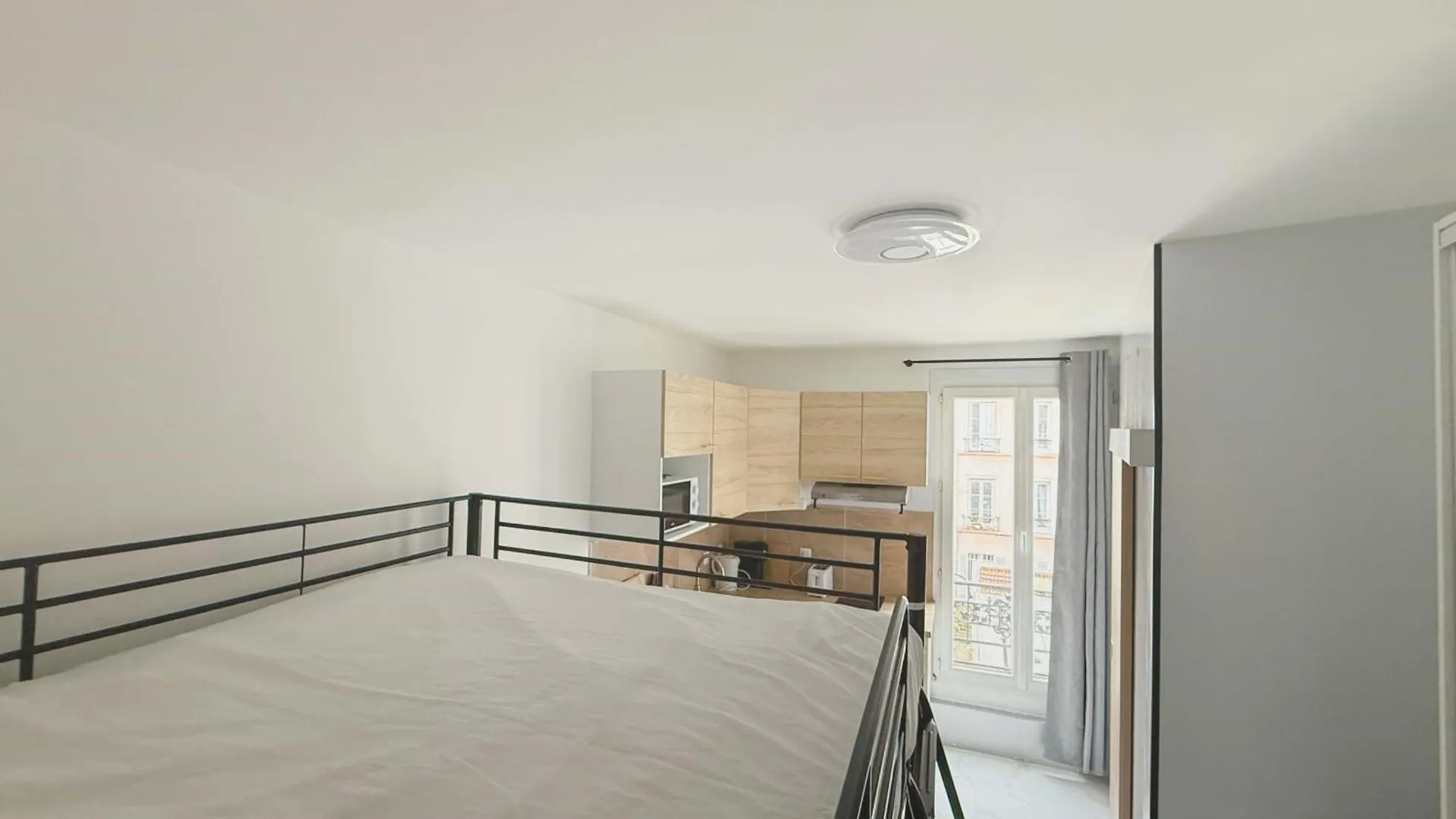 Flexliving - Studio - Faubourg Saint-Antoine Paris France